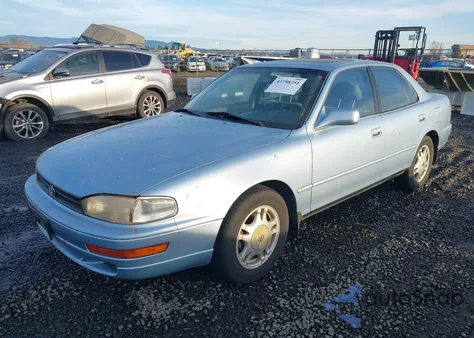 1992 Toyota Camry Xle z USA, uszkodzony, nr VIN JT2VK13E4N0114452